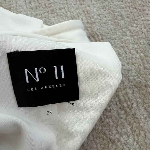 NWT No. 11 Los Angeles White Faux Wrap Hilo Surplice Blouse Top 2X - Picture 2 of 7